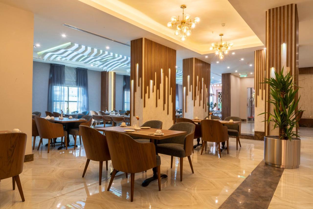 Sunday Emerald Hotel