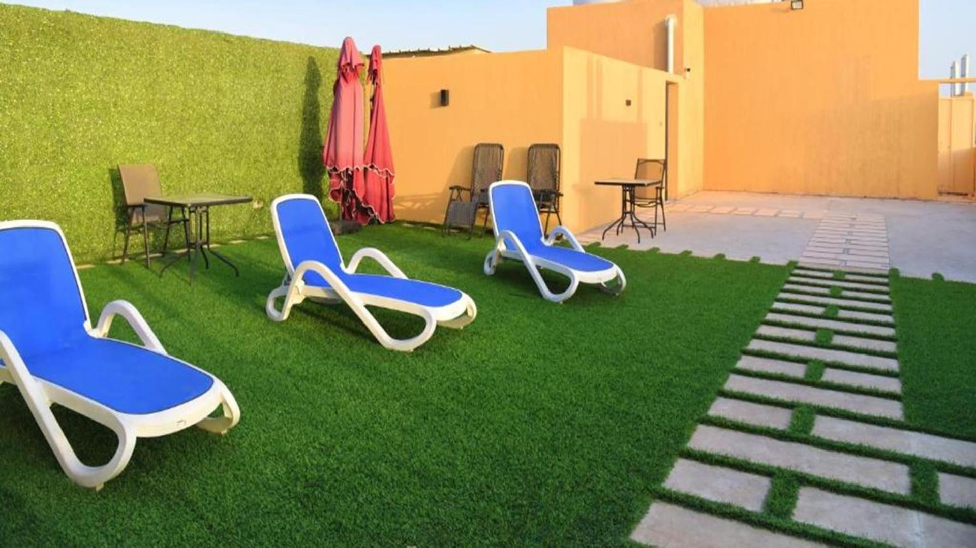 Sunday Emerald Hotel